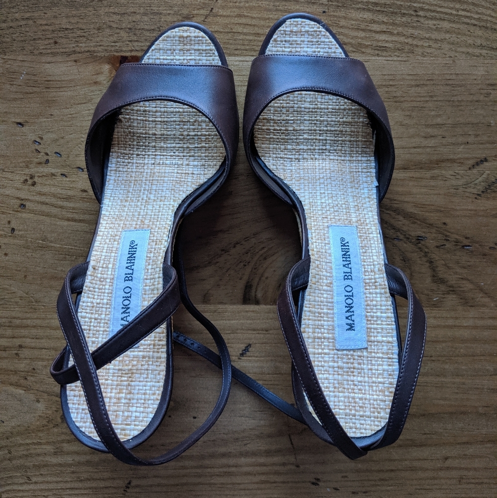 Brown Manolo Blahnik Raffia Wedges - Size 7.5 - Picture 4 of 7